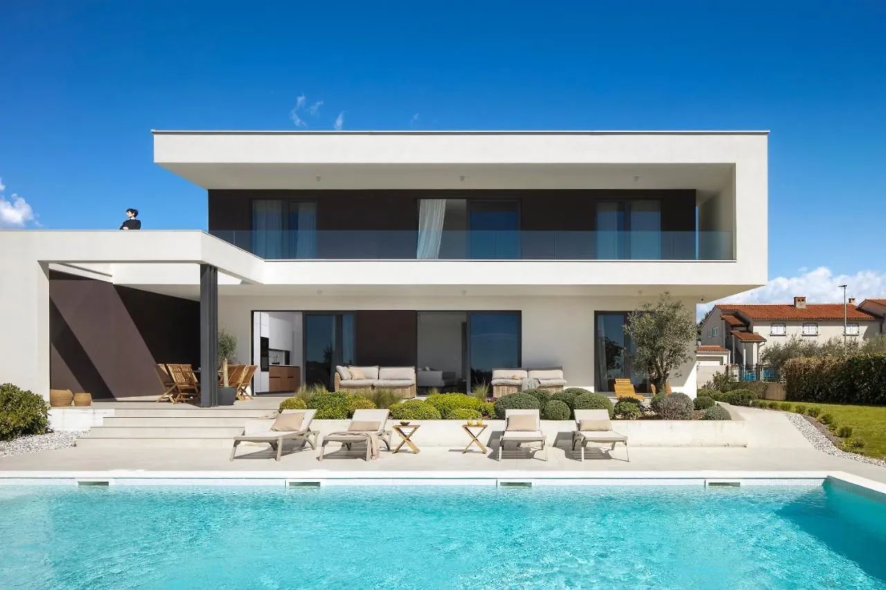Sealine Villa Pula