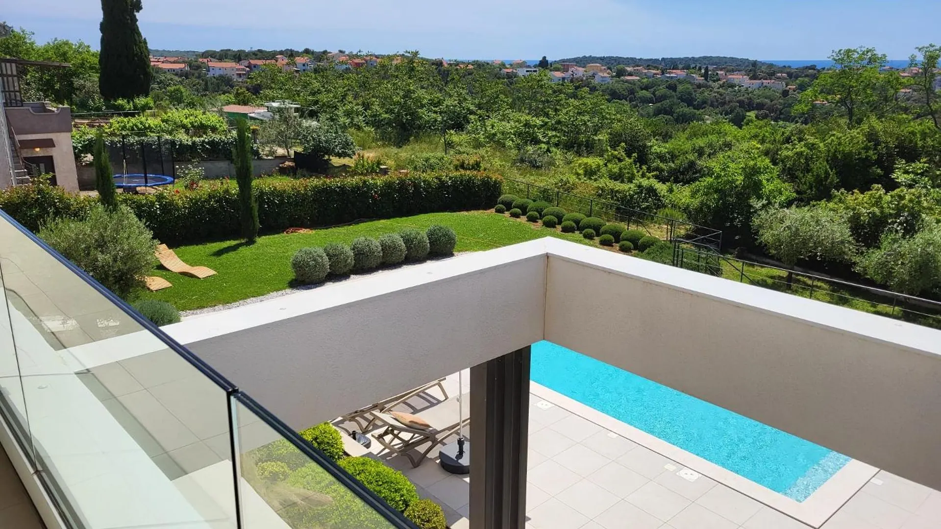 Sealine Villa Pula
